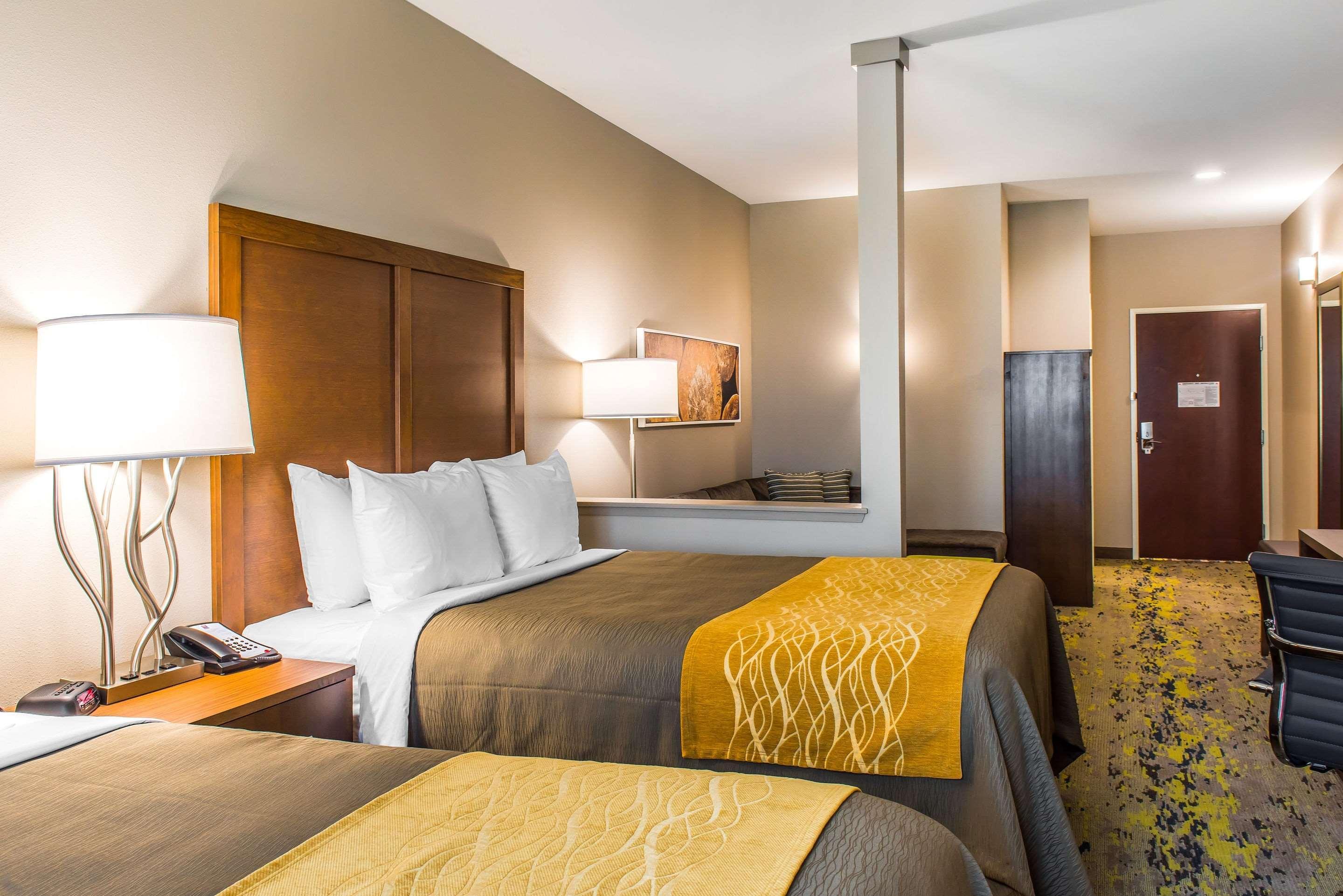 Comfort Inn & Suites Валдоста Екстериор снимка
