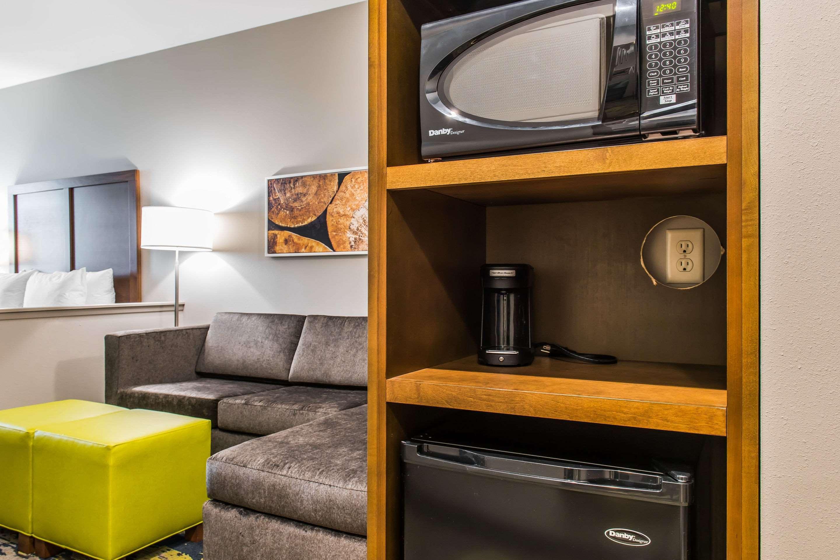 Comfort Inn & Suites Валдоста Екстериор снимка