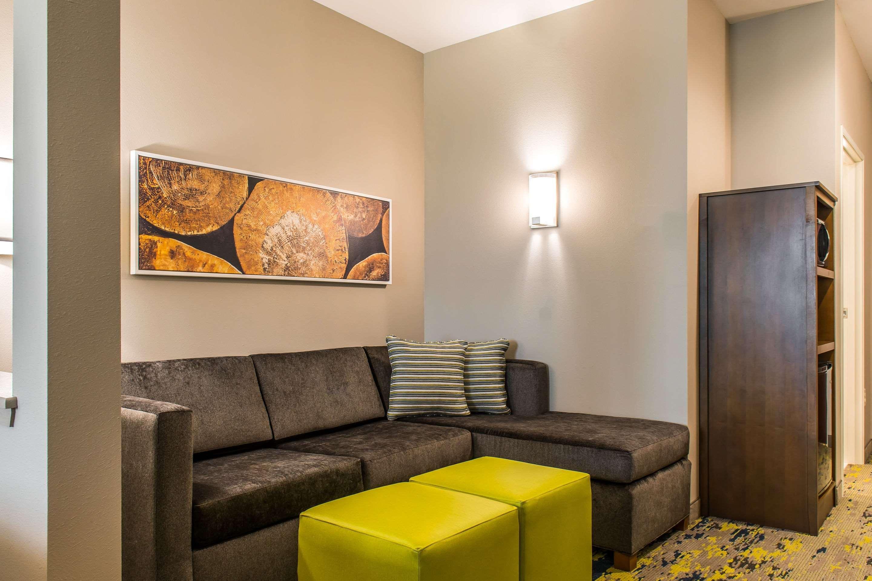 Comfort Inn & Suites Валдоста Екстериор снимка