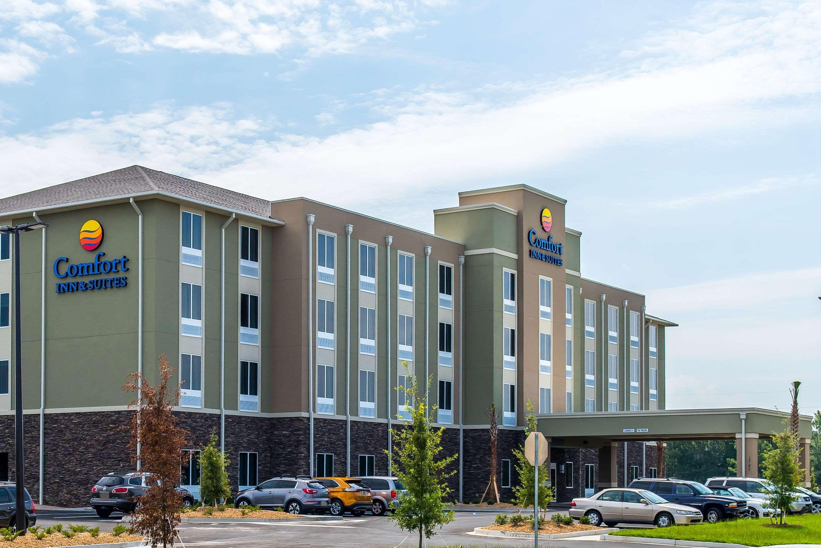 Comfort Inn & Suites Валдоста Екстериор снимка