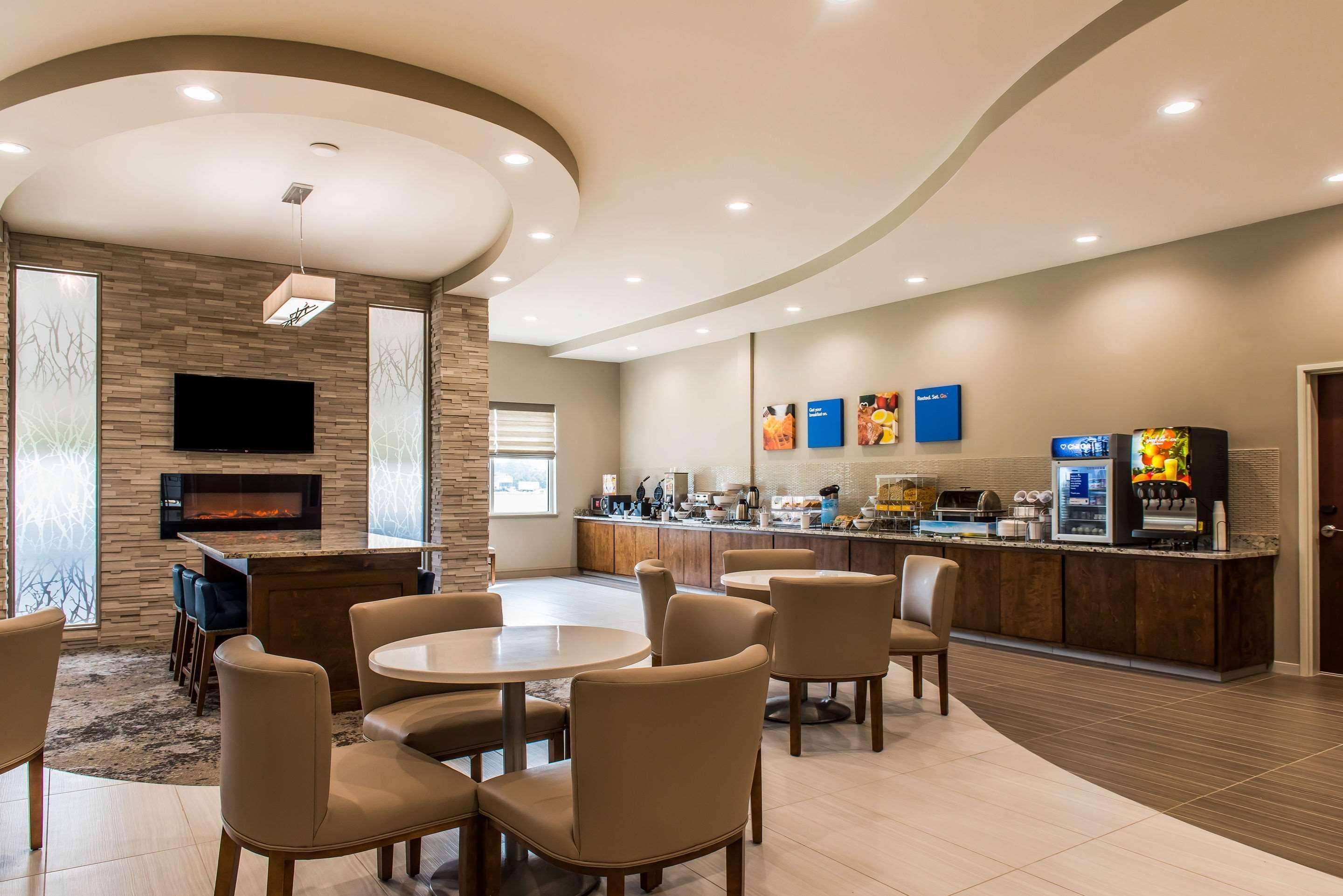 Comfort Inn & Suites Валдоста Екстериор снимка