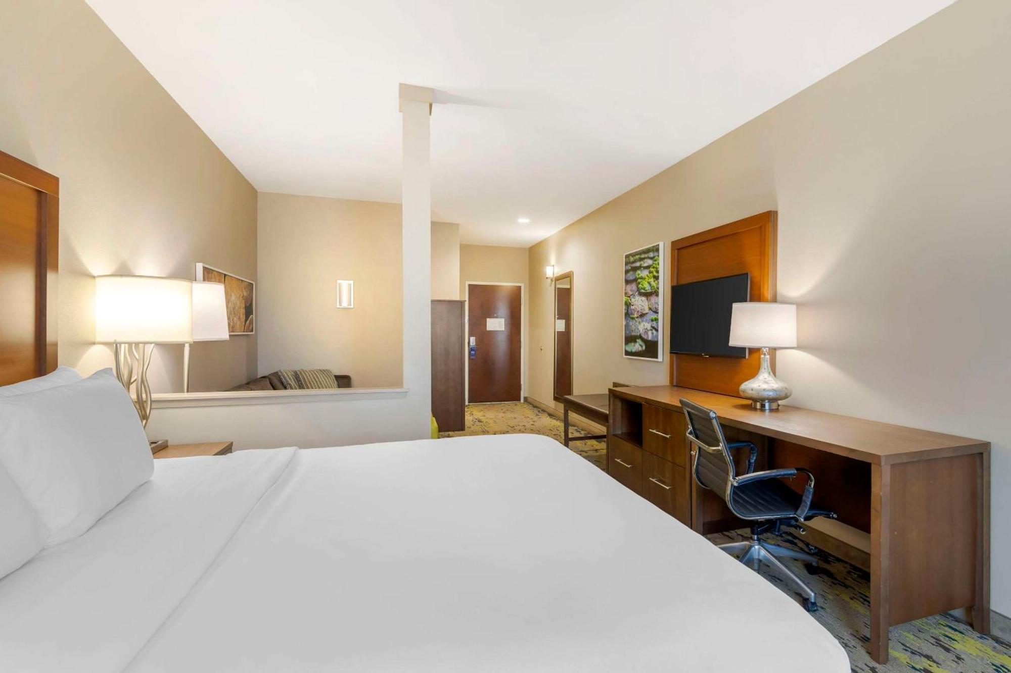 Comfort Inn & Suites Валдоста Екстериор снимка