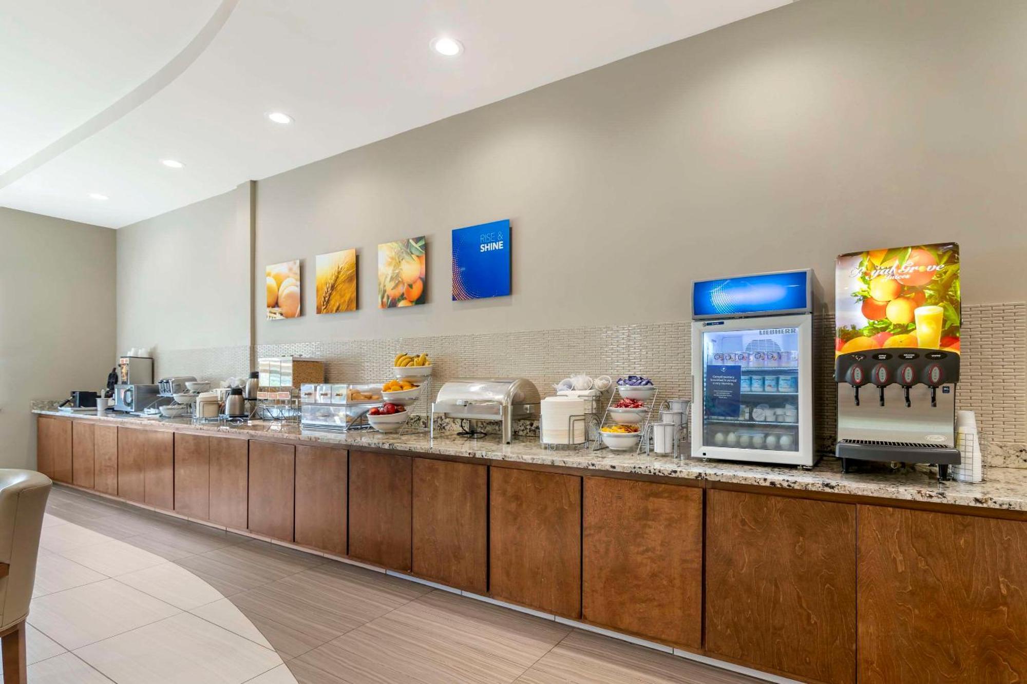 Comfort Inn & Suites Валдоста Екстериор снимка