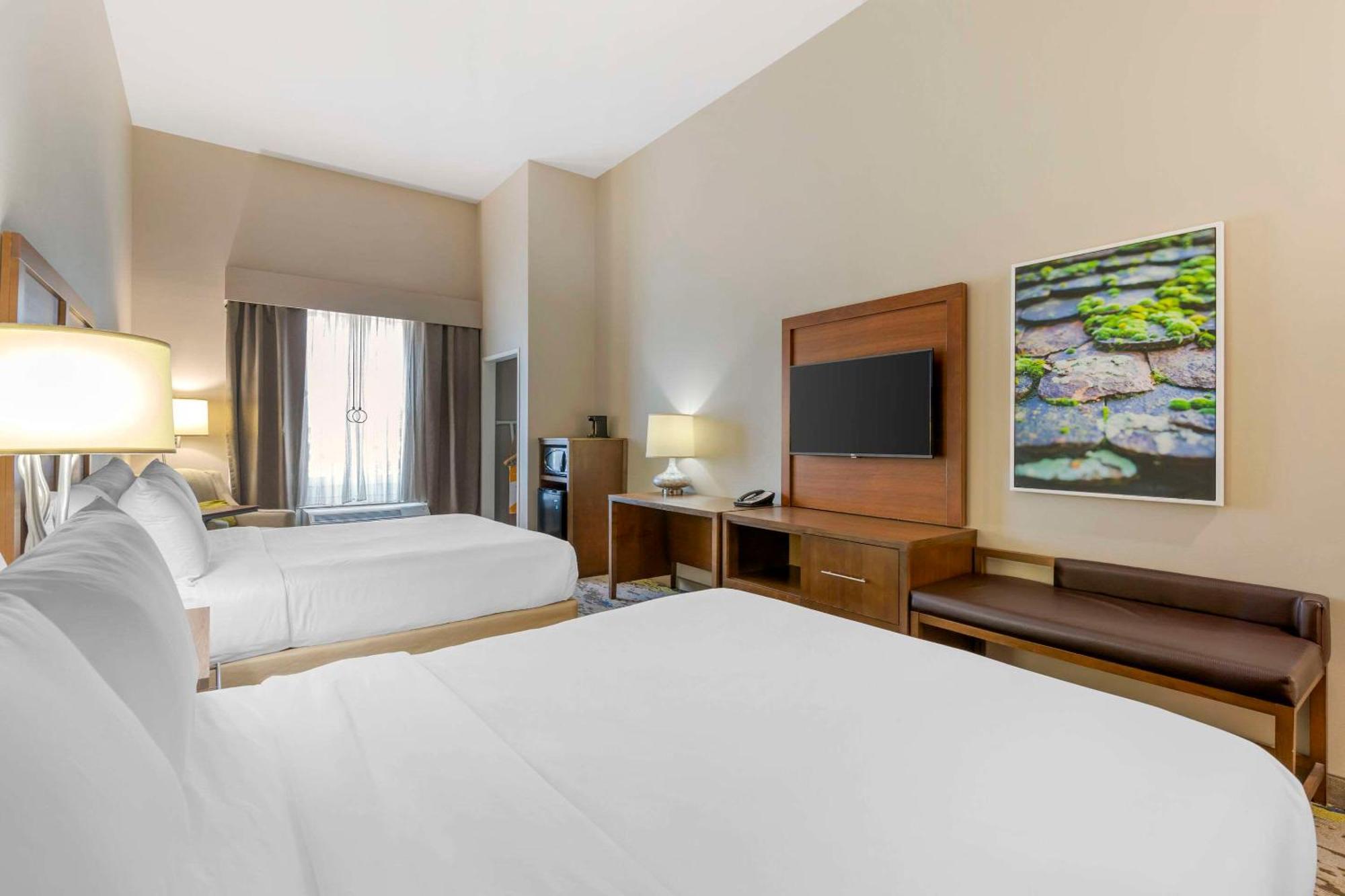 Comfort Inn & Suites Валдоста Екстериор снимка